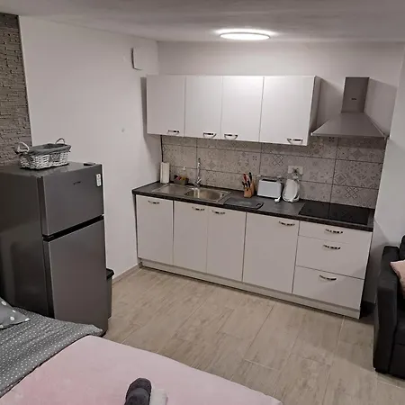 Apartment Freedom